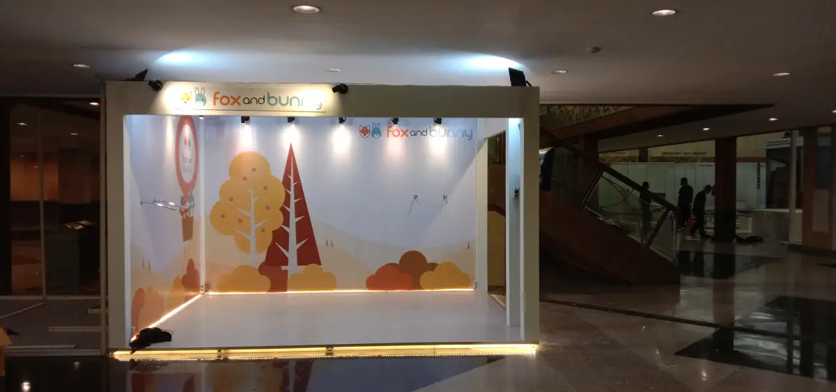 BOOTH FOX AND BUNNY - Project Gallery Image