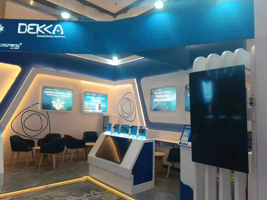 SUPERSPRING SPECIAL DESIGN BOOTH - Project Gallery Image