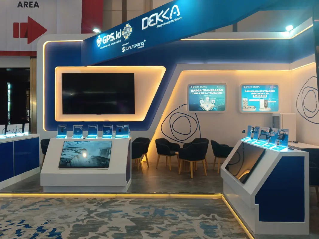 SUPERSPRING SPECIAL DESIGN BOOTH - Project Gallery Image